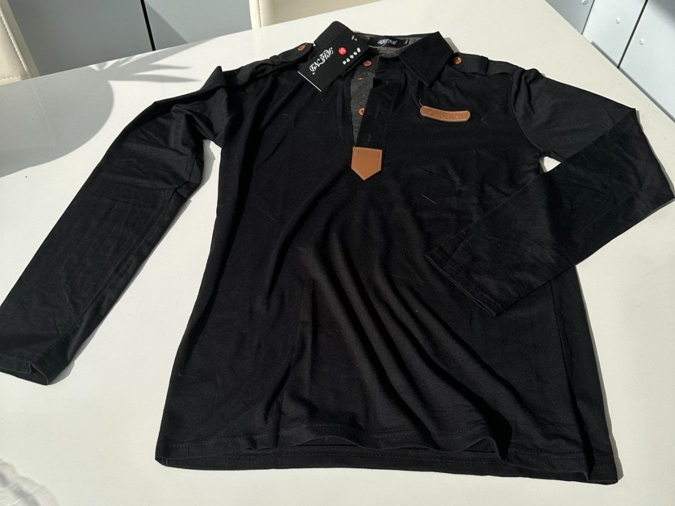 Maglioni & Felpe: Frühlingspulli mit Ledereinsatz – Nuovo e nell'imballaggio originale da Niederwangen b. Bern venduto da Walkershop