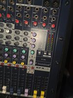 Soundcraft EFX12 Mischpult mit Lexicon-Effekten
