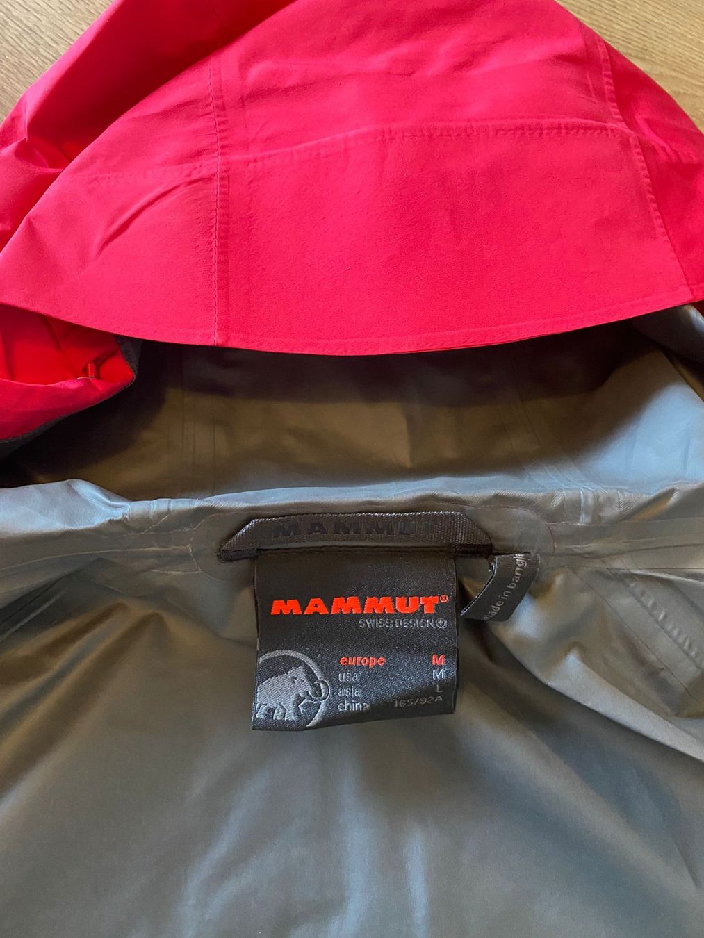 Mammut Giacche: Mammut Goretex Jacke M - NEU – Nuovo (secondo la descrizione) da Ebikon venduto da brombomboli 5