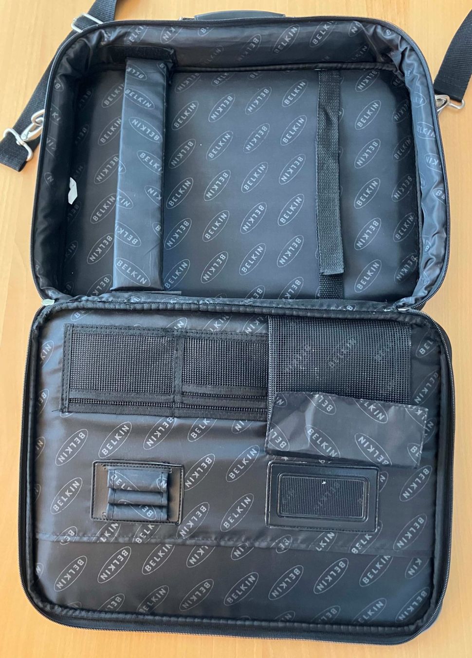 Borse: Belkin Computertasche – Usato da St. Gallen venduto da nonnobene 1