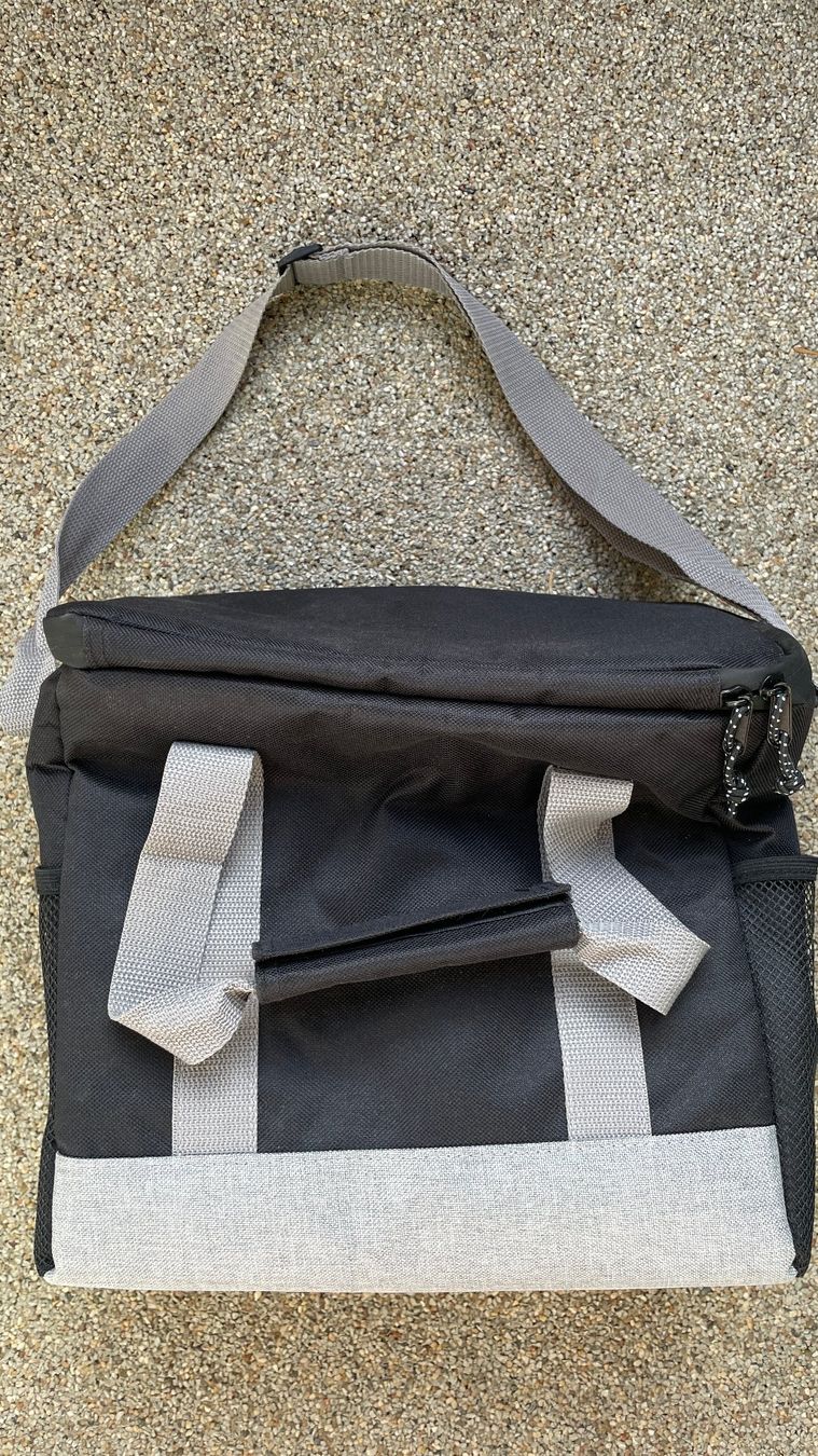 Sacs: Kühltasche schwarz grau – Neuf (Voir description) à Glattfelden par cybermaxx 2