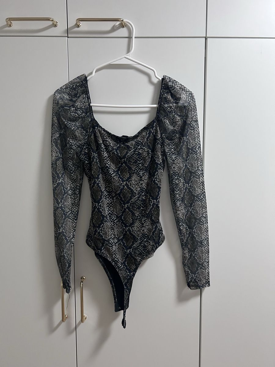 Top: Bodysuit Snake Print Mesh – Usato da Belp venduto da jan_6yvx 1