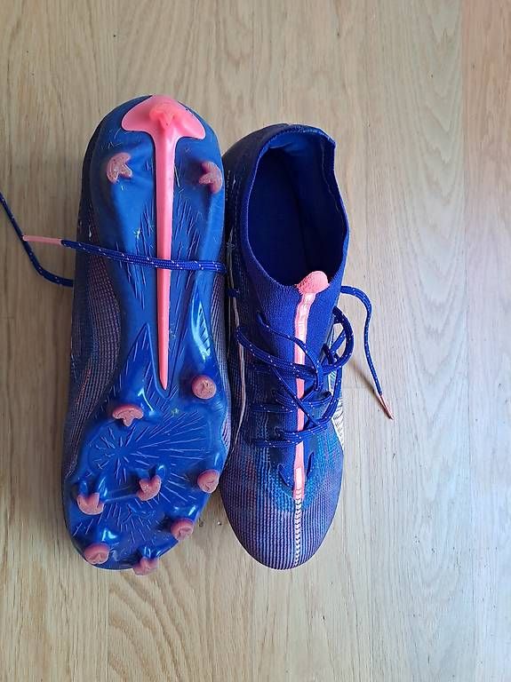 Scarpe da uomo: Nockenschuhe 43  – Usato da Zürich venduto da Simonikus