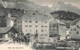 San Bernardino GR Hotel Ravizza Pferdewagen belebt