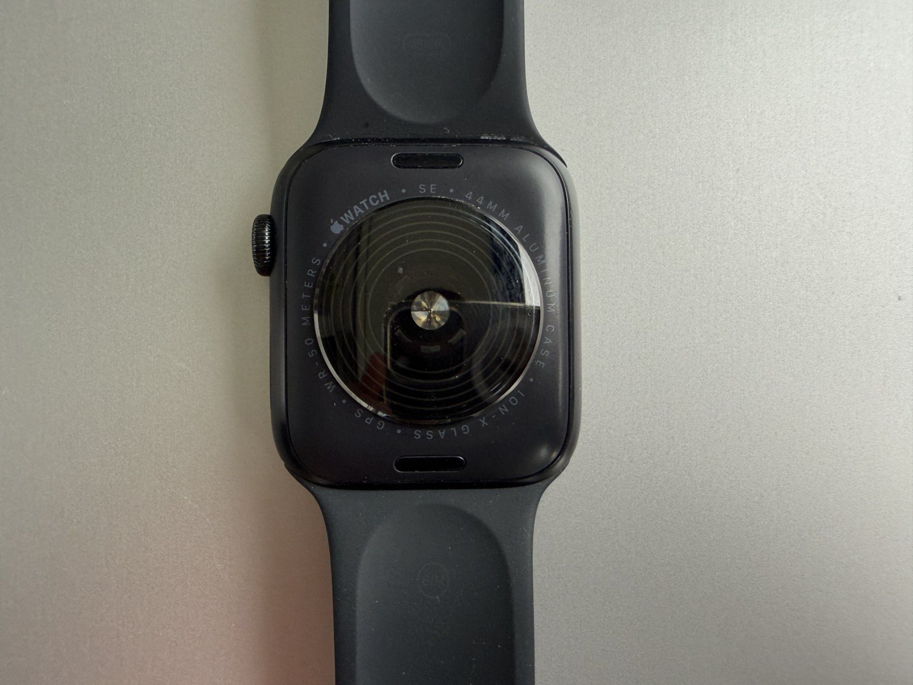 Apple Smartwatch: Apple Watch SE (2. Gen) 44mm – Usato da Sevelen venduto da arb_9qkb 2
