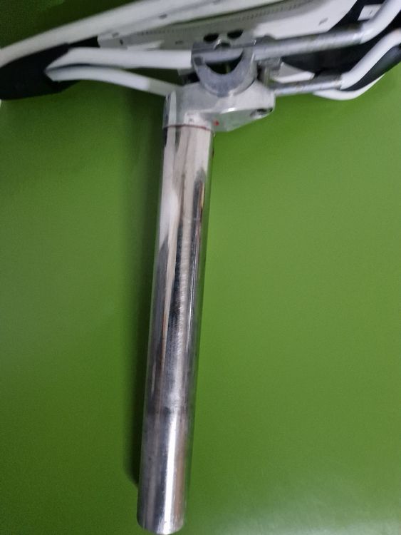 BBB Fiber Reinforced sattel inkl. sätellstüze 27.0 mm. 2