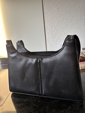 Gucci Handtasche schwarz neu