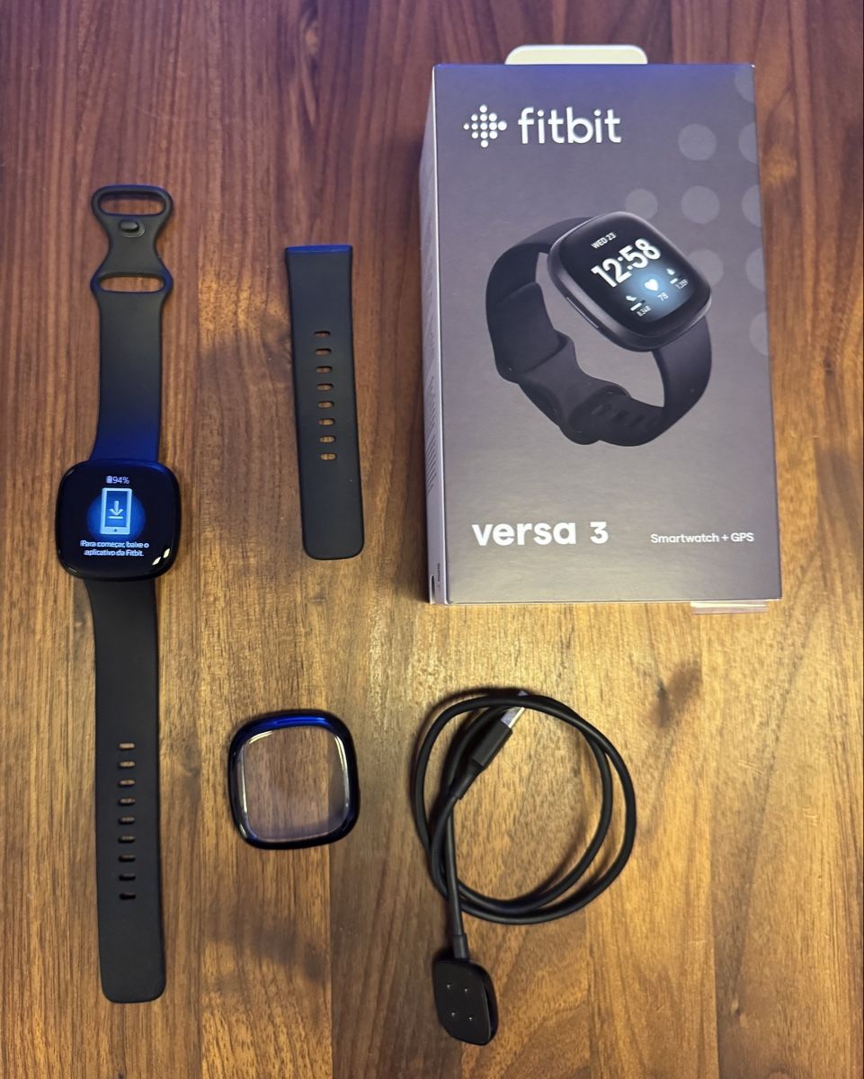 Fitbit Smartwatch: Fitbit Versa 3 Uhr neu – Nuovo (secondo la descrizione) da Emmenbrücke venduto da Herzog07 1