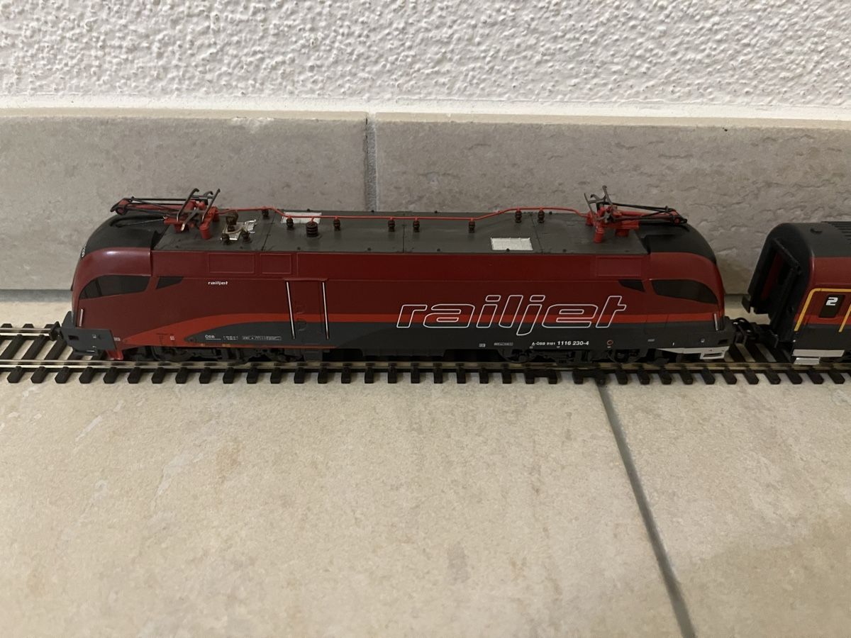 Piko Modelleisenbahnen: Piko „Railjet“ Startset – Gebraucht aus Stans von Schwalmis2246 3