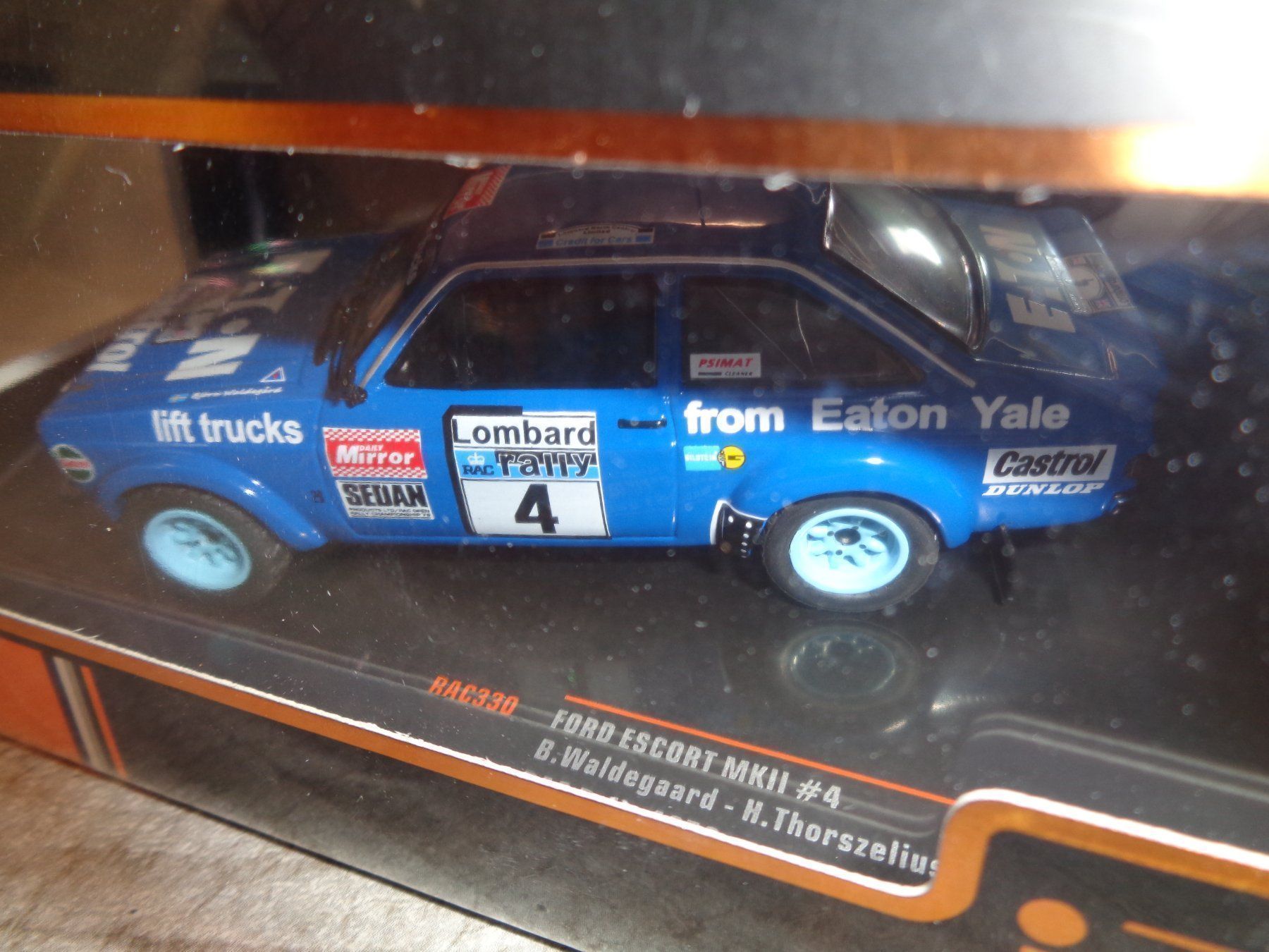 Ford Modellini d'auto: Ixo 1:43 Ford Escort MKII Rallye – Nuovo e nell'imballaggio originale da Reconvilier venduto da rallycar 2