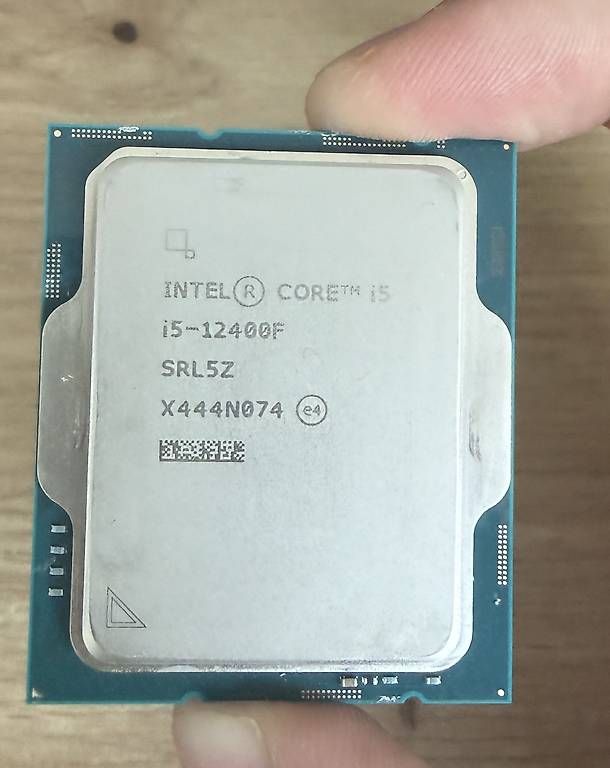 Composants électroniques: Prozessor Intel Core i5-12400F – D'occasion à Altikon par nag_hhy5