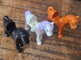 lego figurine lot de 3 chevaux
