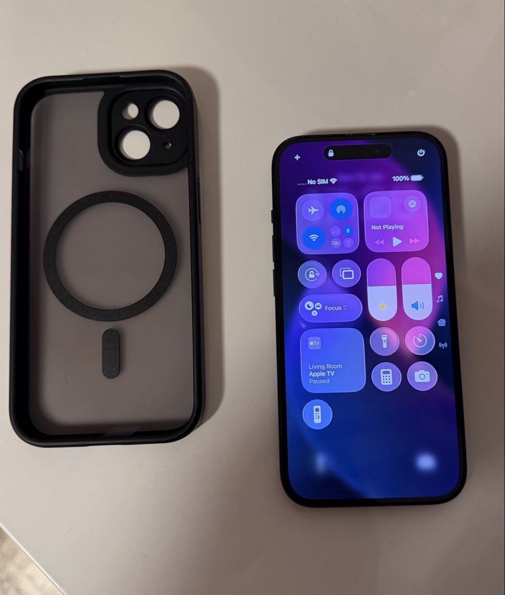 Apple Portables: iPhone 15 128GB – D'occasion à Petit-Lancy par kay_b2kf