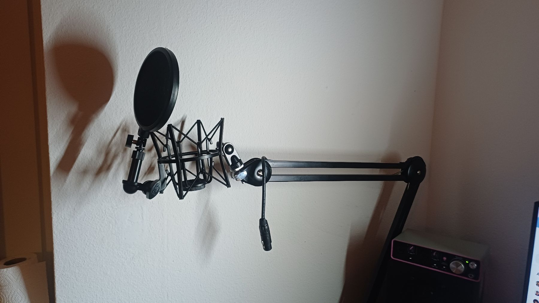 Supporti per strumenti musicali & leggii: Rode SM6 Mikrofonspinne+Popfilter, PSA1 Tischstativ, XLR. – Usato da Kriens venduto da Nikamii