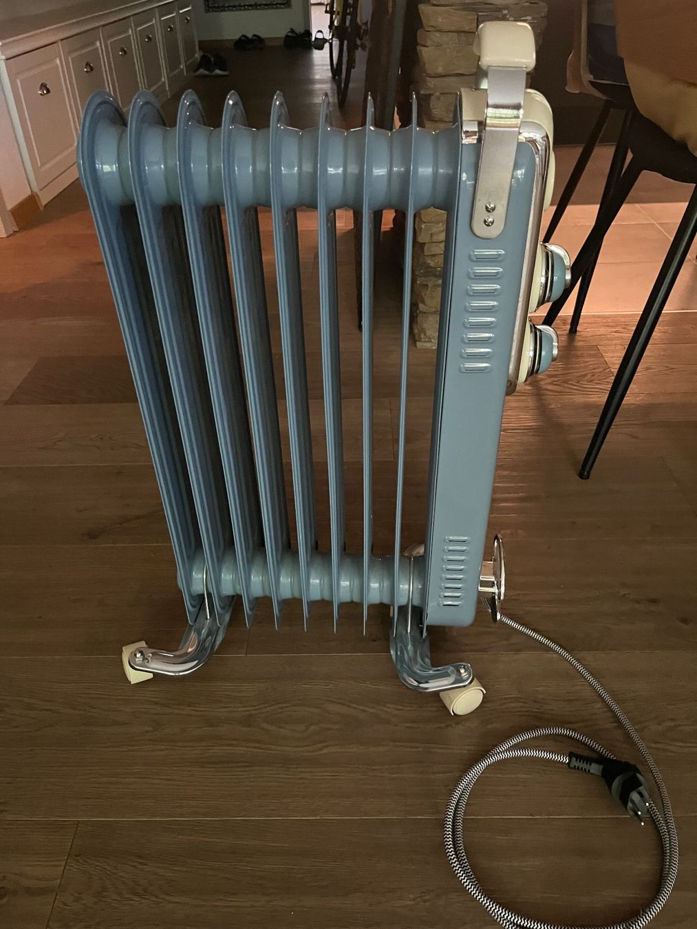 De'Longhi Radiatori: Radiateur ARIETE De’Longhi – Usato da Biel-Bienne venduto da Doriskoloris