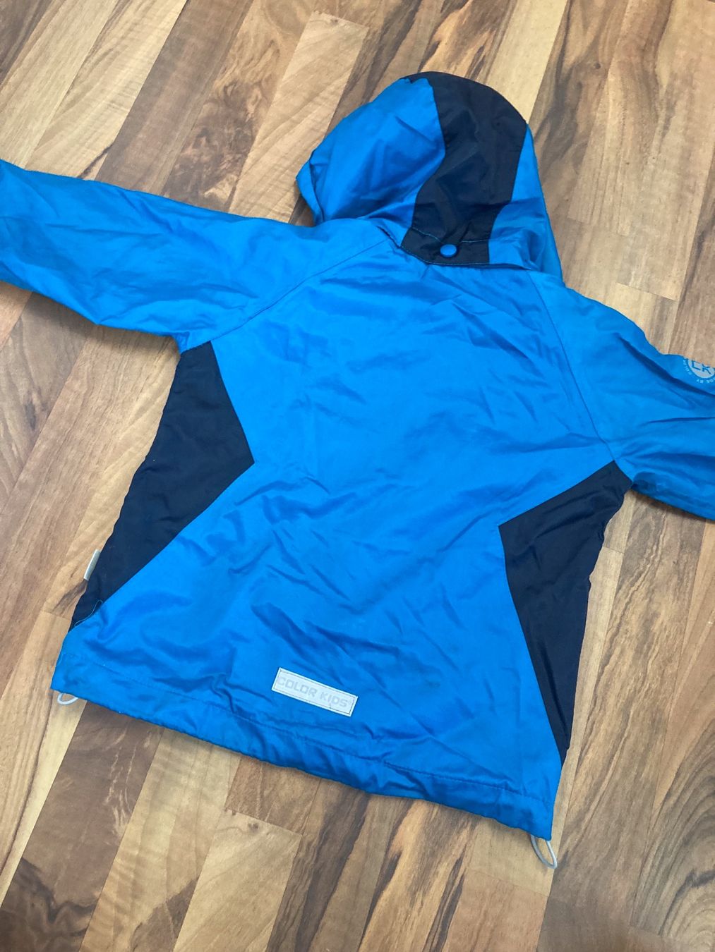 Giacche & Cappotti: Regenjacke Knaben blau 104-110 – Usato da Schötz venduto da Jekyll666 4