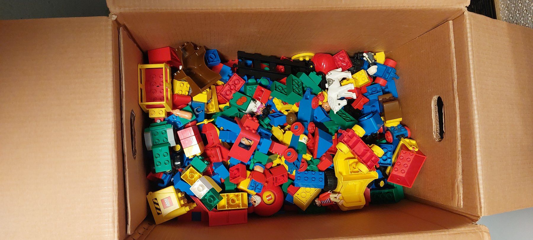 Lego Giocattoli: Kiste mit Duplo – Usato da Lupfig venduto da Robob2
