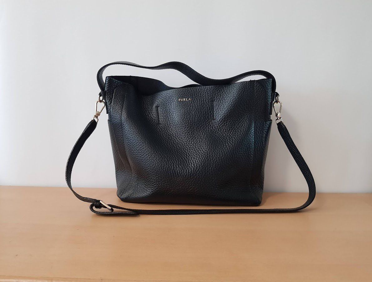 Furla Sacs femmes: Furla Leder Handtasche – D'occasion à Basel par Birs868 1