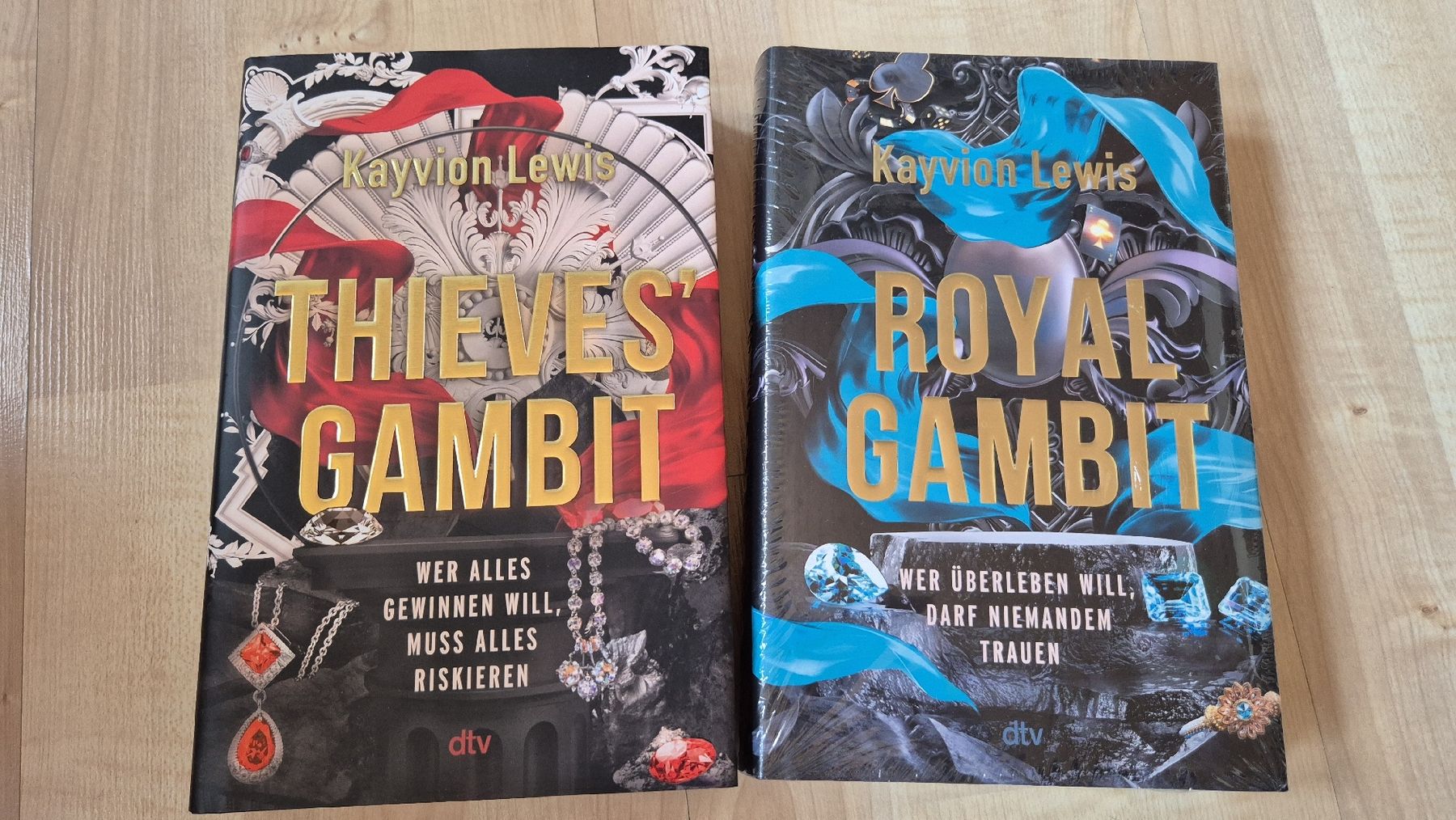 Livres: Thieves' Gambit und Royal Gambit Bücher – Neuf (Voir description) à Bargen BE par Hahela13
