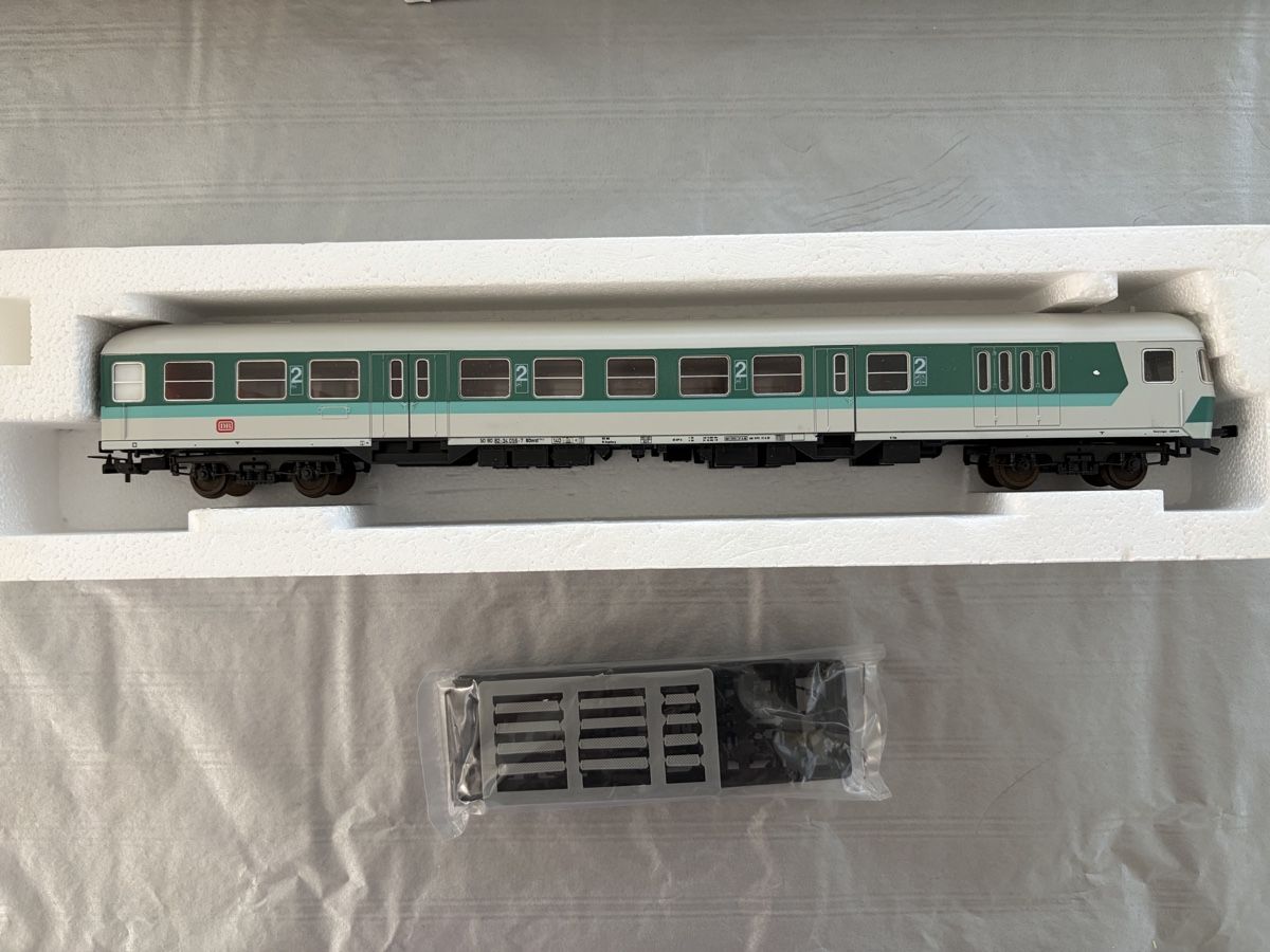 Lima Modellini di ferrovie: voiture de voyageurs Lima  – Usato da Echallens venduto da JAR69 1