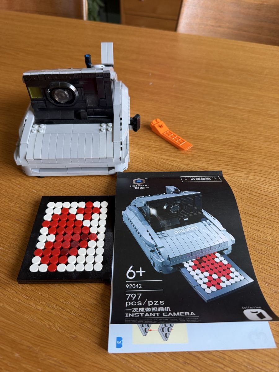 Giocattoli: Klemmbausteine HengTai - Instant camera | Set 92042 – Usato da Olten venduto da nukita