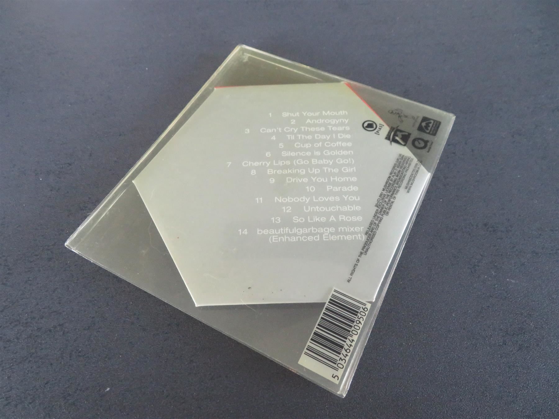 Bambole: GARBAGE Beautiful Garbage 2001 Rock – Usato da Niederbipp venduto da Onyx32 1