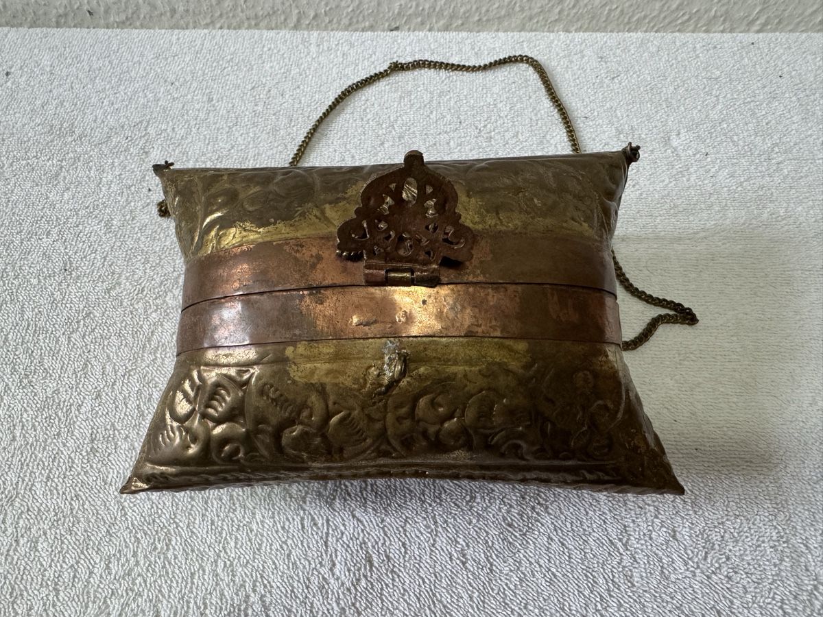 Sacs femmes: Messing Handtasche – D'occasion à Lenzburg par Meister_k