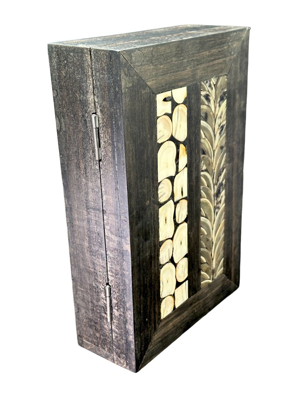 Humidore: Ancienne cave à cigares en bois avec décorations en corne – Gebraucht aus Morges von deco.vintage 1