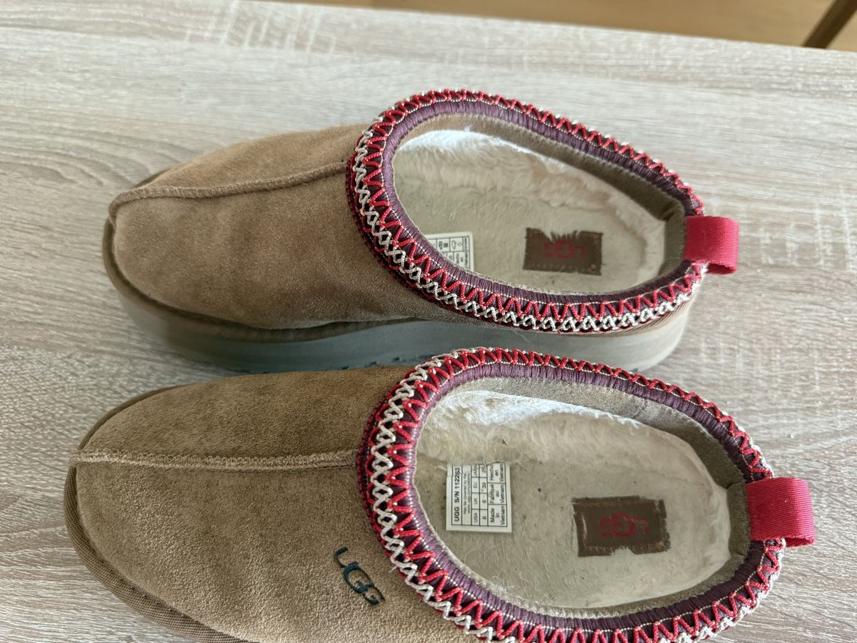 Ugg Damenschuhe: UGG Tazz Chestnut Gr. 39 – Gebraucht aus Willisau von dor_xp9g 1