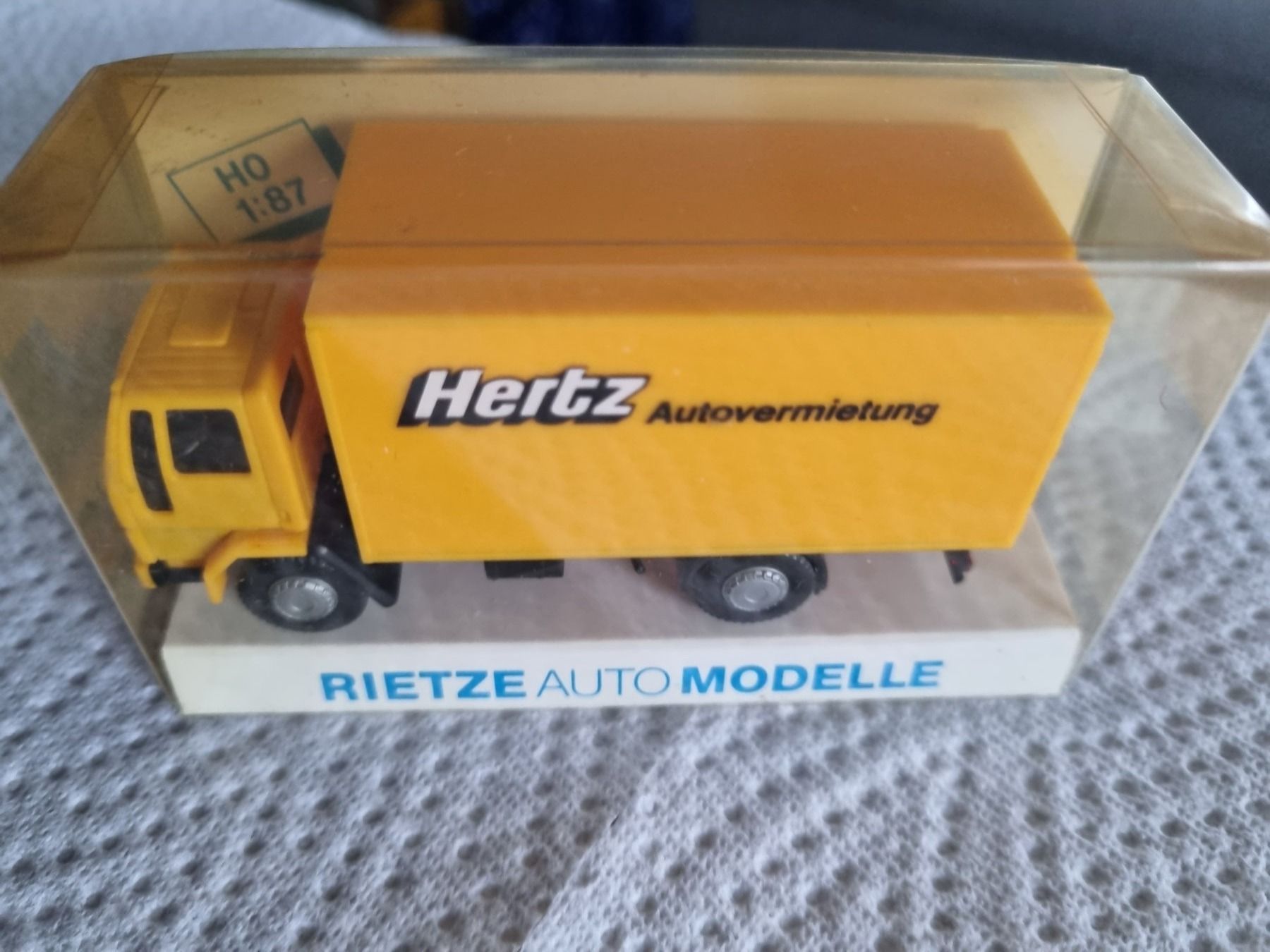 Modelleisenbahnen: Rietze Lastwagen Hertz – Neu und originalverpackt aus Dagmersellen von Minsch66 2
