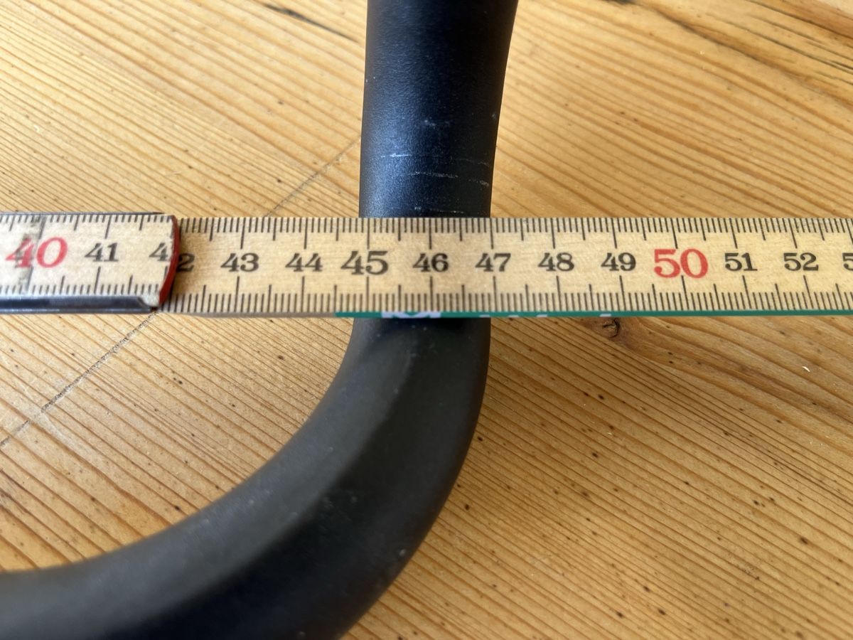 Fizik Pezzi di ricambio: Cintre route Fizik cyrano R3 46cm – Usato da Cugy VD venduto da juanpoulix 3