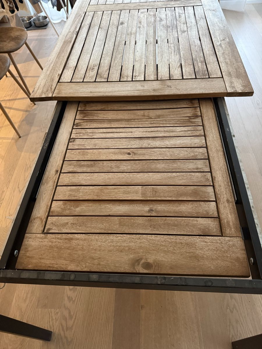 Tavoli: Extendable Garden Dining Table Wood – Usato da Dietlikon venduto da lot_rel 3