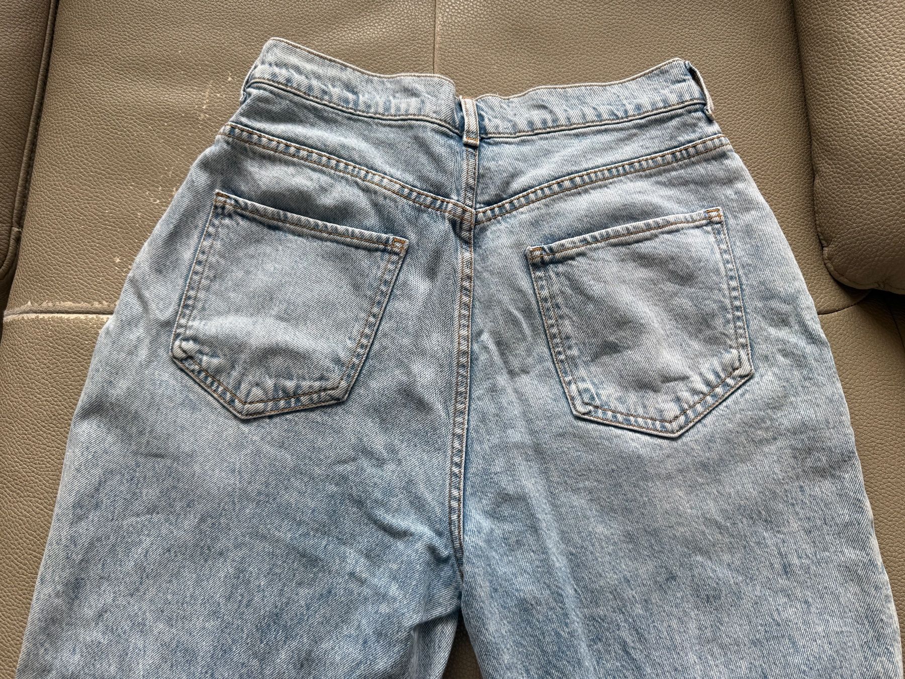 Mango Pantaloni: Mango Jeans, breit geschnitten, hellblau, Gr. 38 – Usato da Affoltern am Albis venduto da Rinale 5