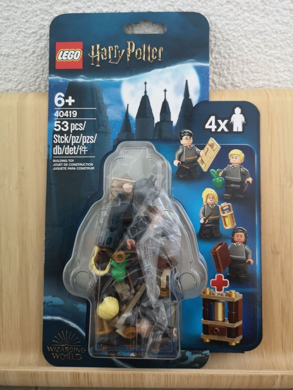 Lego Baukästen: Lego Harry Potter 40419 Hogwarts Student – Neu und originalverpackt aus Echichens von aegis0129