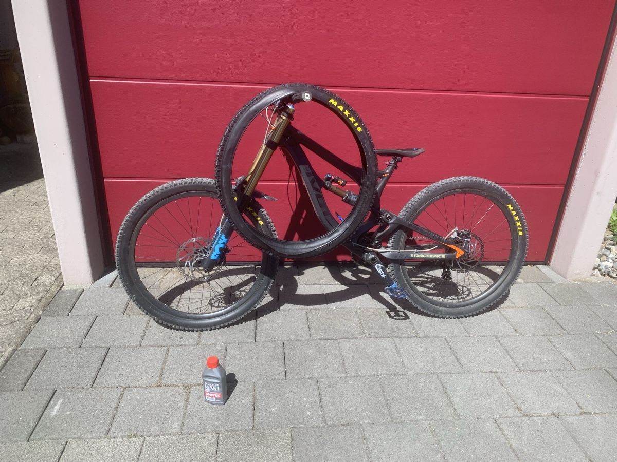 Phoenix Biciclette: Pivot Phoenix Fox Gabel 40er Fox Float X2 – Usato da Weesen venduto da XXDampfmaschine 5