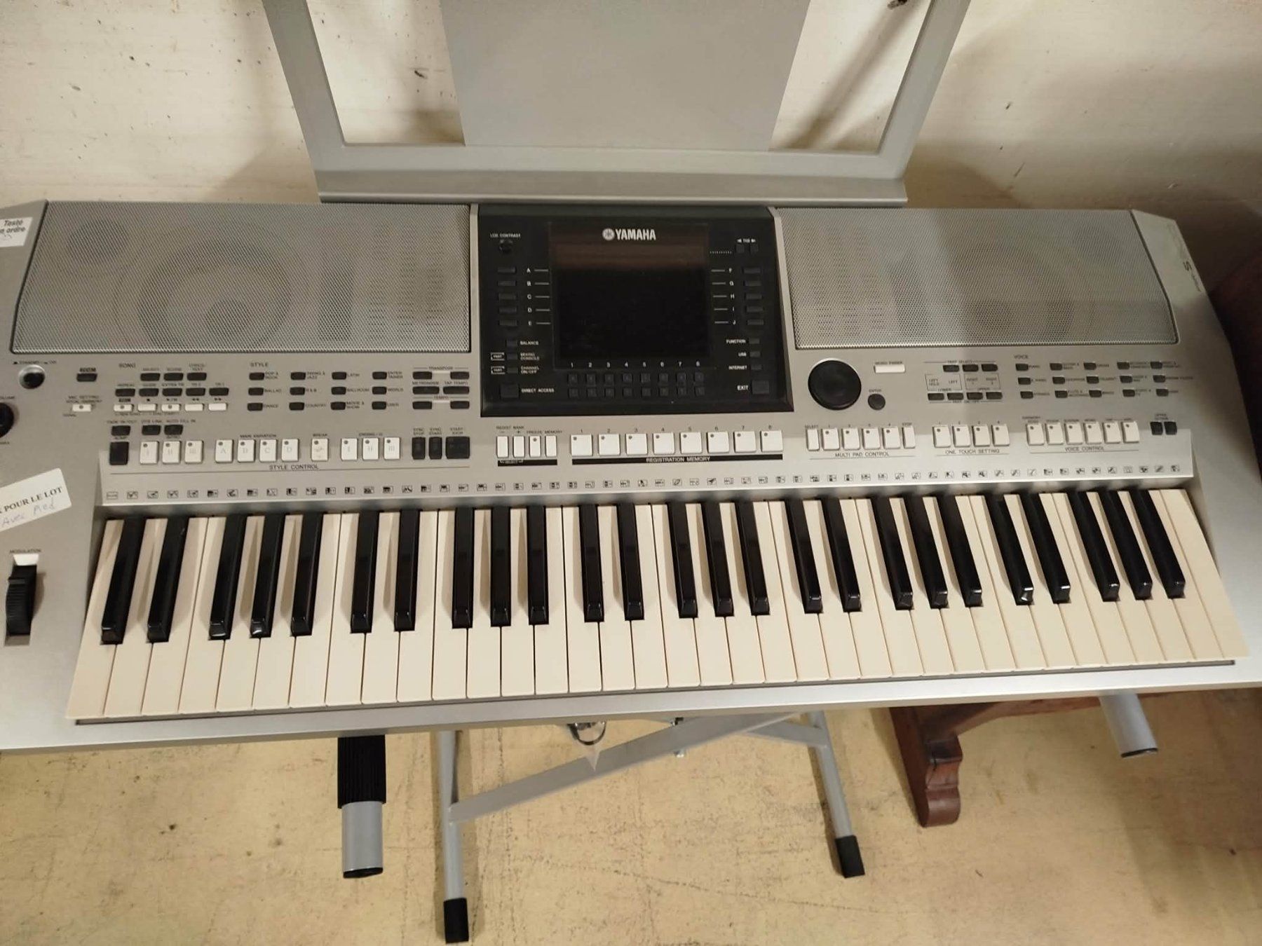 Yamaha Strumenti musicali: Keyboard Yamaha PSR S900 – Usato da La Chaux-de-Fonds venduto da Emmaus2300CDF 1