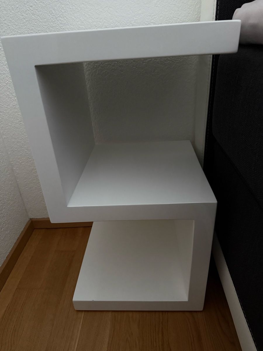 Comodini: 2 Nachttische weiss – Usato da Recherswil venduto da Noname1