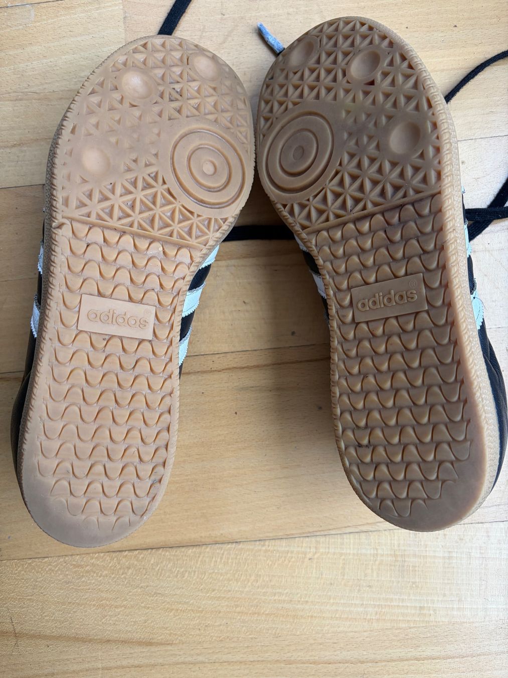 Adidas Chaussures femmes: Adidas Samba Gr.41 1/3 gebraucht – D'occasion à Dübendorf par bar_kn66 5