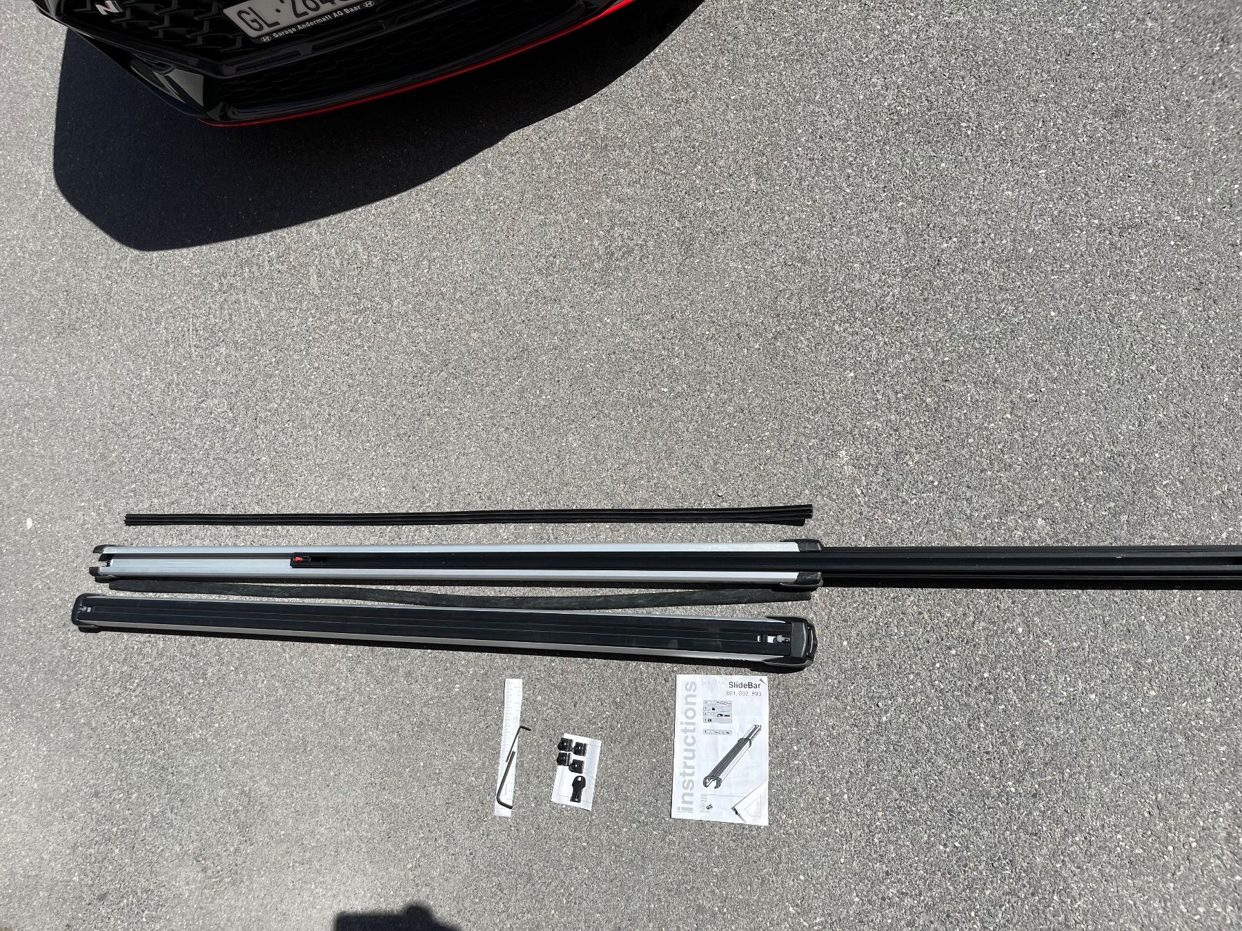 Thule Portapacchi: Thule Slide Bar 144 cm Dachträger-Traverse Paar – Usato da Mollis venduto da diligan 1