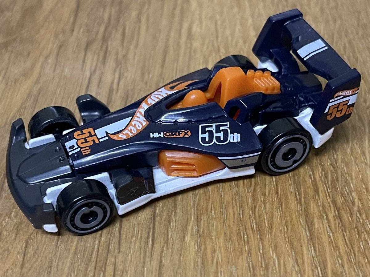Hot Wheels Modellini d'auto: Hot Wheels HW-4-Trac, HKG50 – Usato da Bassersdorf venduto da RaiverseUniversum