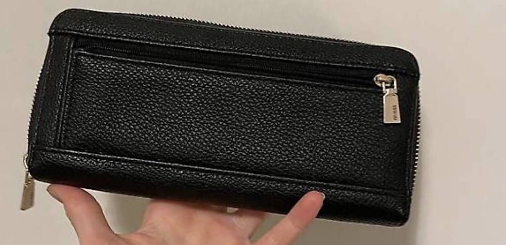 Guess Portemonnaie: Guess Geldbeutel neu – Gebraucht aus Liestal von iv01 2