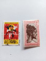 2 Briefmarken MADAGASKAR