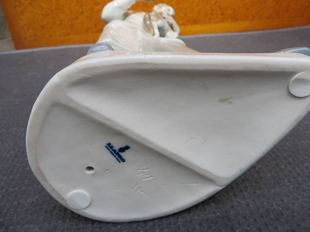 Lladro Statuette: Lladro Figur,Tierarzt mit Hund – Usato da Langrickenbach venduto da zwiebel03 4