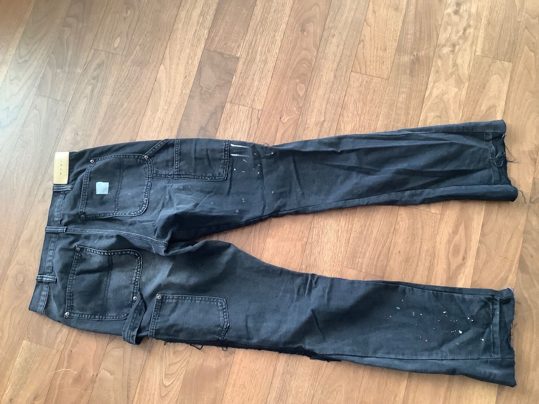 MNML Jeans: Mnml flared jeans – D'occasion à Zumikon par malvy19 2