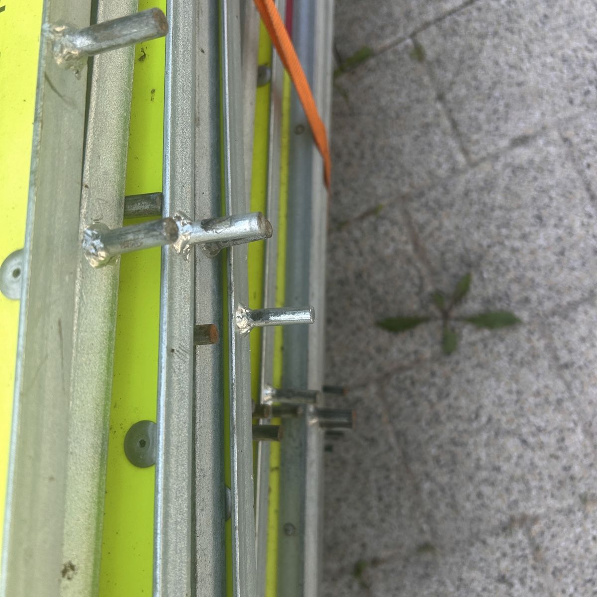 Schilder: Werbetafeln Gestelle Metall 1Stk (oder alle nach Absprache) – Gebraucht aus Laufen von belleskulptur 4
