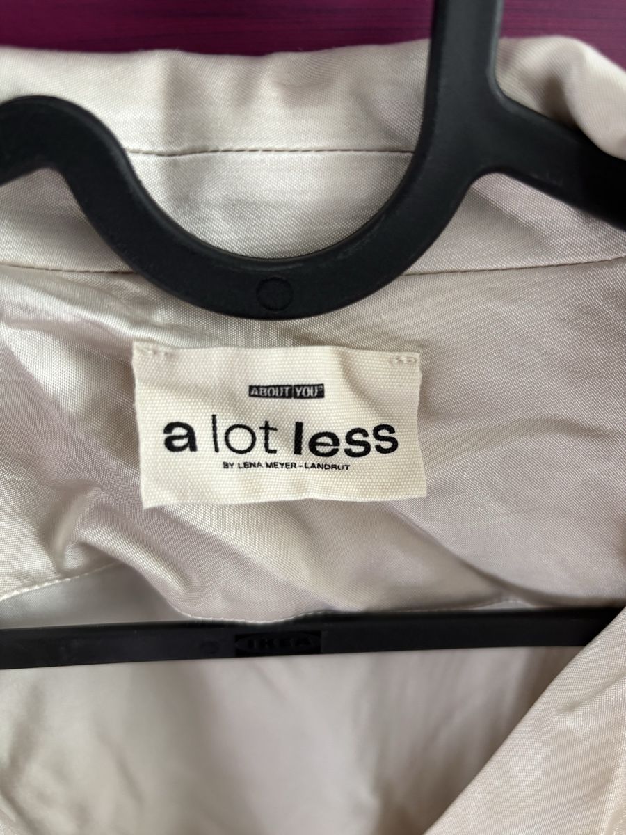 Blusen: A lot less Bluse, Gr. 38, elegant – Gebraucht aus Bülach von reaos 1