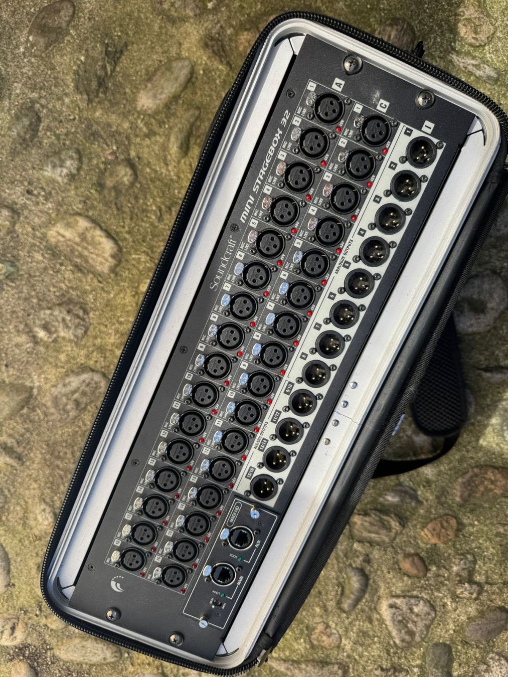 Soundcraft Console di mixaggio: mixer soundcraft Si expression + stage box 32 ch – Usato da Bellinzona venduto da fan_tc7f 4
