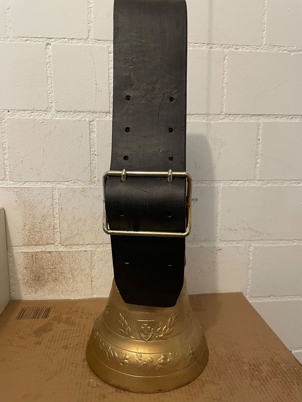 Cloches & sonnailles: Alte Glocke ab 1.00 Fr. – D'occasion à Birrhard par magisto52