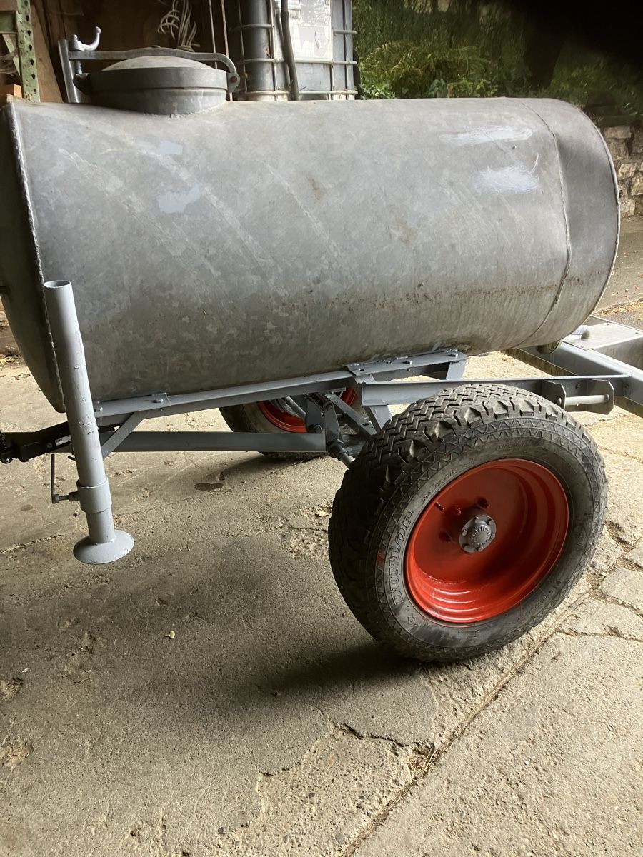 Accessoires: Tränkefass – D'occasion à Veltheim AG par ern_88sh 1