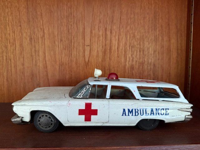 Modellini d'auto: Spielzeugauto Ambulanz – Usato da Aarau venduto da Lilla_02 2